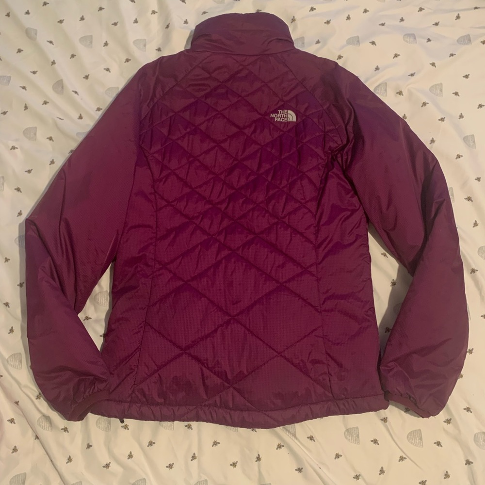 North Face Puffed Jacket - image 6